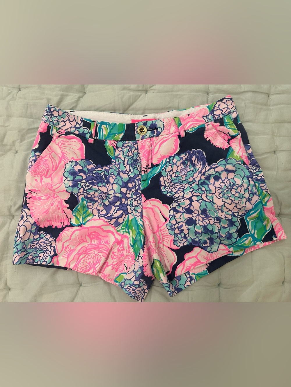 Lilly Pulitzer Callahan Shorts Navy and Pink Hey Hey Bouquet Sz 6